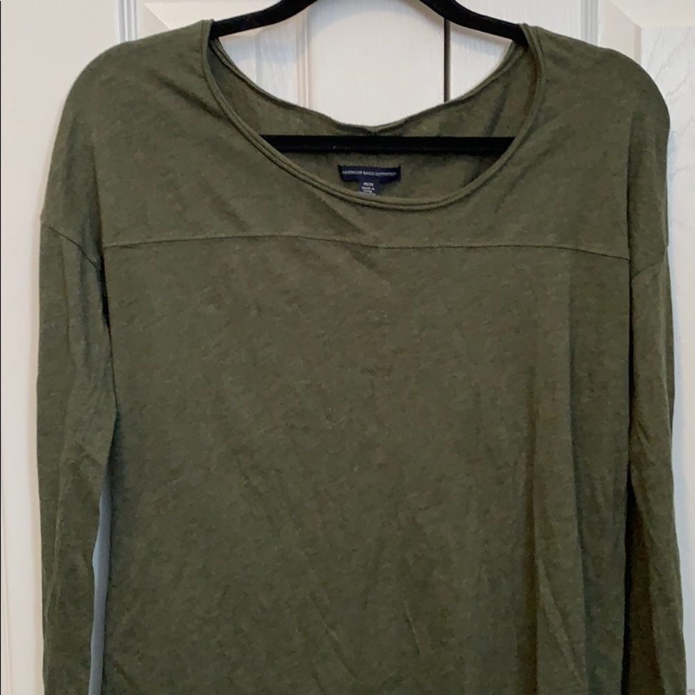 American Eagle long sleeved tee